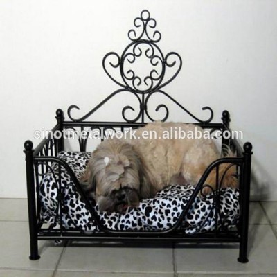 Luxury iron pet bed metal modern dog bed rectangle dog bed .