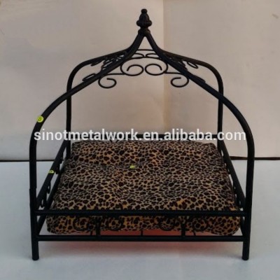 New custom design metal frame pet bed wrought iron cheap dog bed