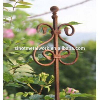 vineyard metal trellis